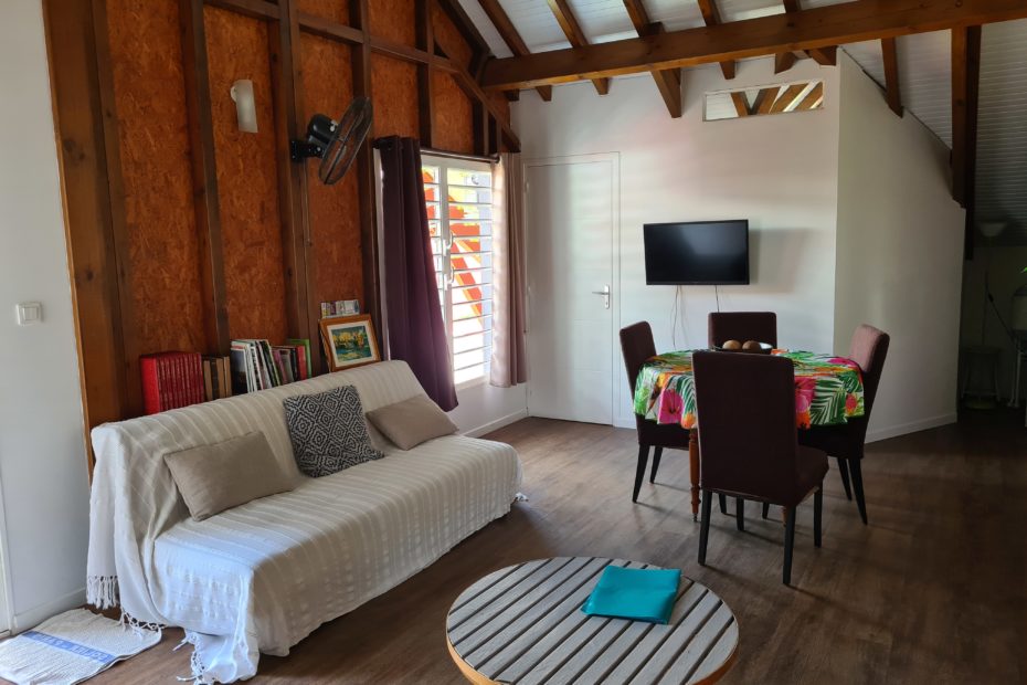 Pièce à vivre de l'appartement Grenade de cotton résidences en Guadeloupe